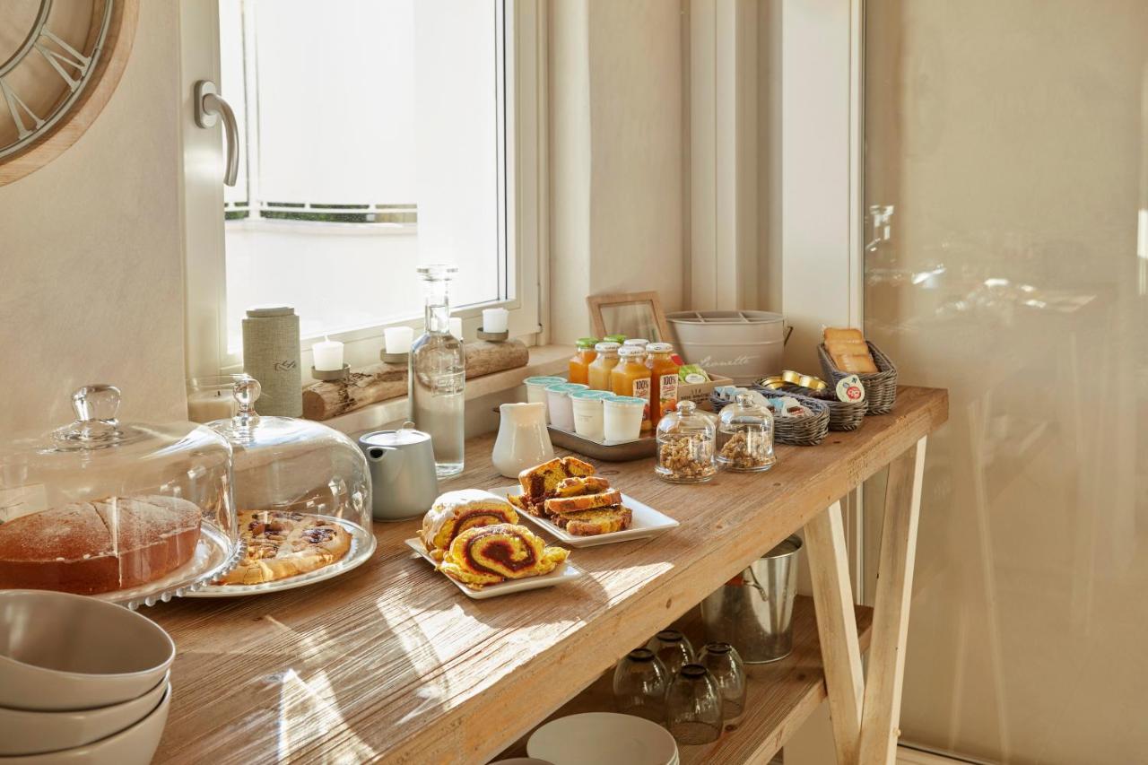シローロ Nilu Relais Bed & Breakfast エクステリア 写真