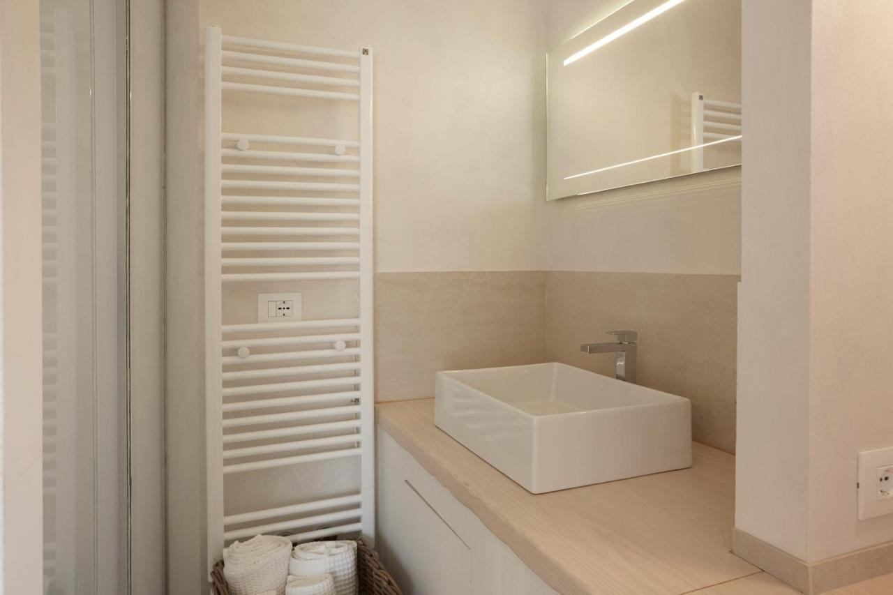 シローロ Nilu Relais Bed & Breakfast エクステリア 写真