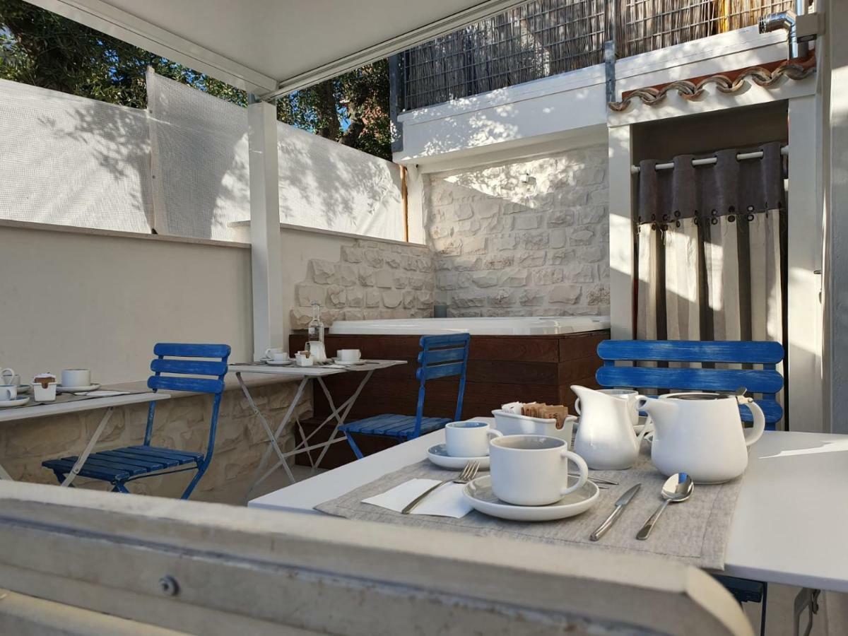 シローロ Nilu Relais Bed & Breakfast エクステリア 写真
