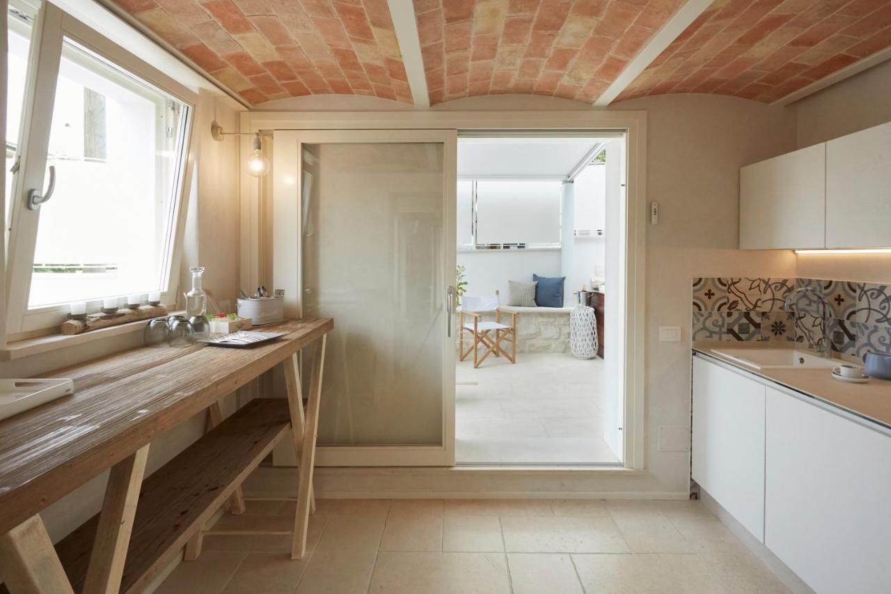 シローロ Nilu Relais Bed & Breakfast エクステリア 写真